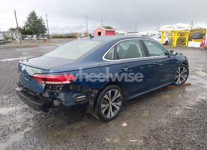 Photo 4 of 2021 Volkswagen Passat 2.0T SE (VIN 1VWSA7A37MC000442)