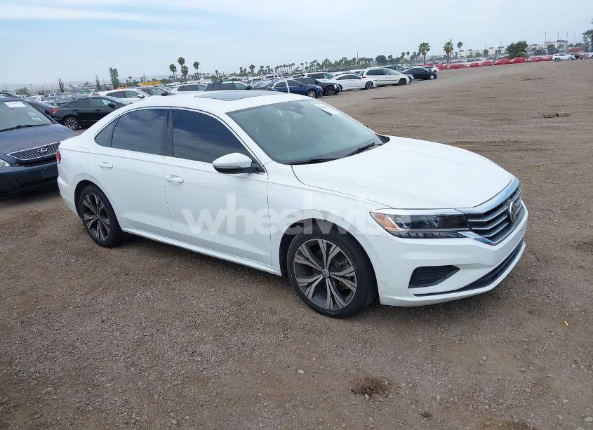 2022 Volkswagen Passat 2.0T SE (VIN 1VWSA7A37NC005397) main photo