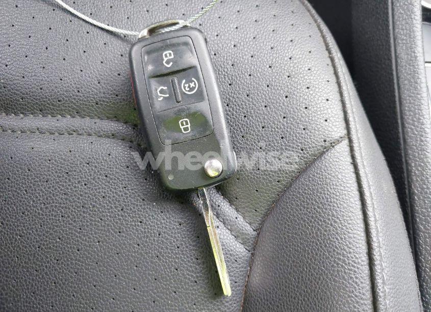 Photo 11 of 2021 Volkswagen Passat 2.0T SE (VIN 1VWSA7A38MC014396)