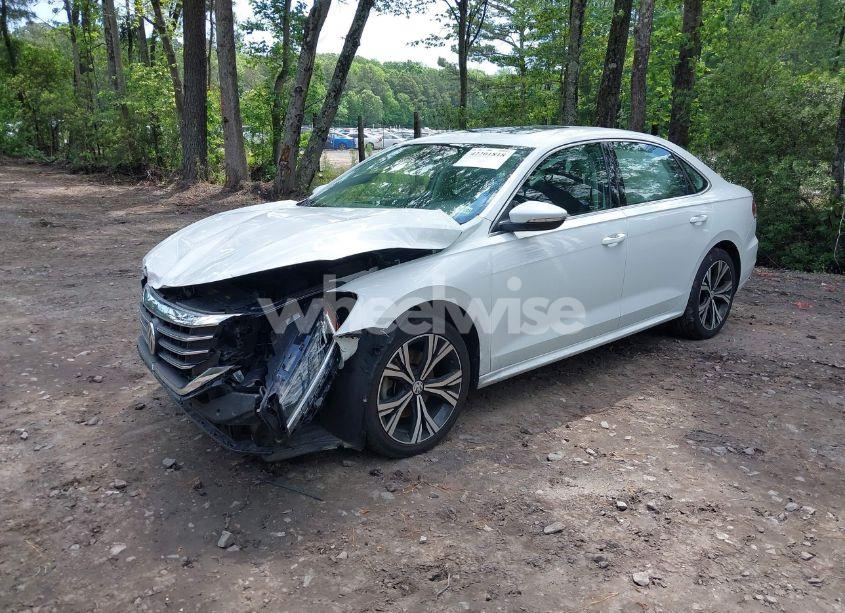 Photo 2 of 2021 Volkswagen Passat 2.0T SE (VIN 1VWSA7A38MC014396)