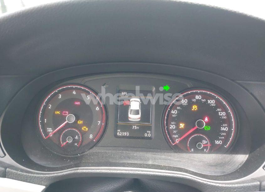 Photo 7 of 2021 Volkswagen Passat 2.0T SE (VIN 1VWSA7A38MC014396)