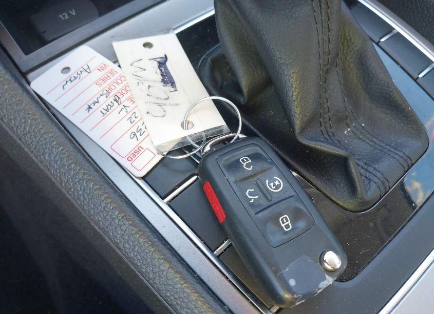 Photo 11 of 2022 Volkswagen Passat 2.0T SE (VIN 1VWSA7A38NC000242)