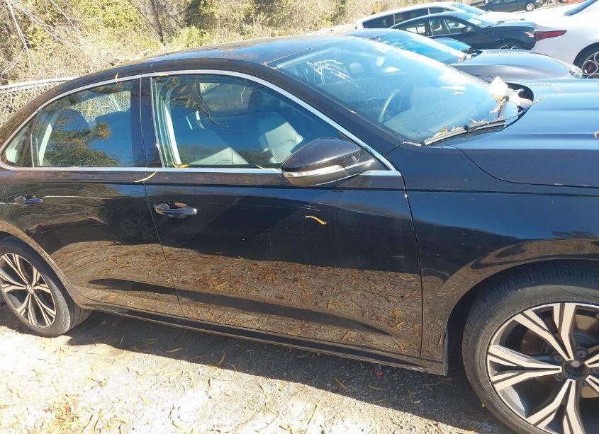 Photo 13 of 2022 Volkswagen Passat 2.0T SE (VIN 1VWSA7A38NC000242)