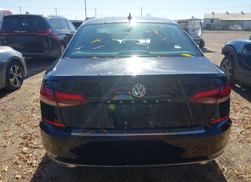 Photo 16 of 2022 Volkswagen Passat 2.0T SE (VIN 1VWSA7A38NC000242)
