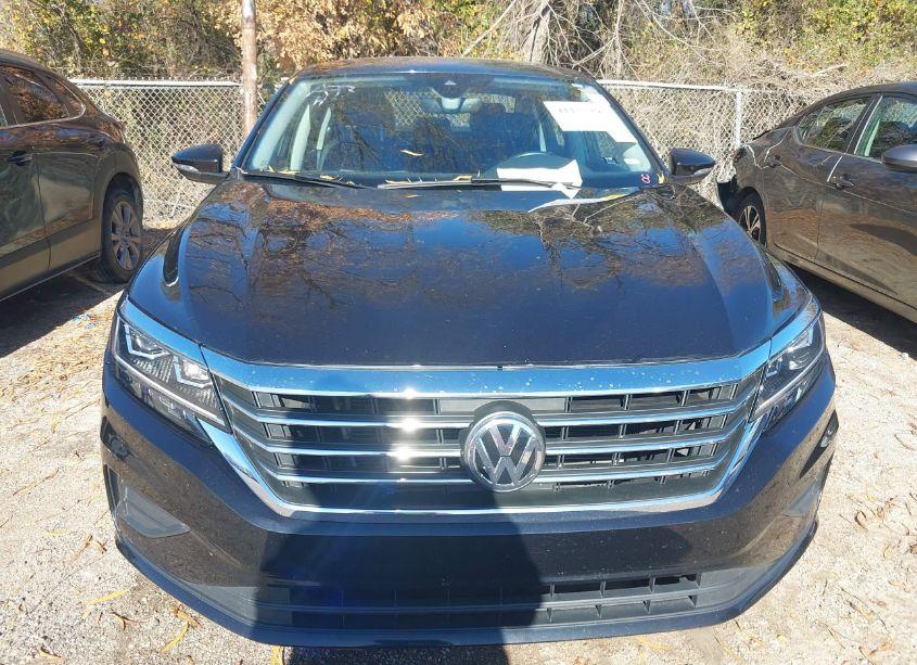 Photo 6 of 2022 Volkswagen Passat 2.0T SE (VIN 1VWSA7A38NC000242)