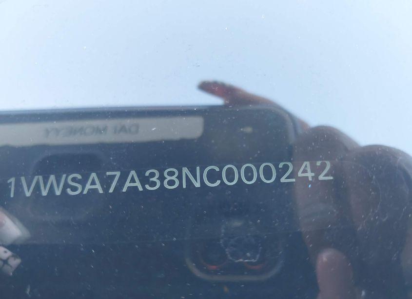 Photo 9 of 2022 Volkswagen Passat 2.0T SE (VIN 1VWSA7A38NC000242)