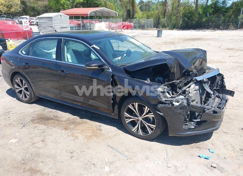 2022 Volkswagen Passat 2.0T SE (VIN 1VWSA7A38NC001715) main photo