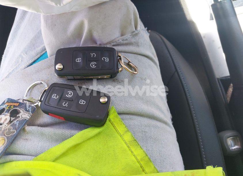 Photo 11 of 2022 Volkswagen Passat 2.0T SE (VIN 1VWSA7A38NC001715)