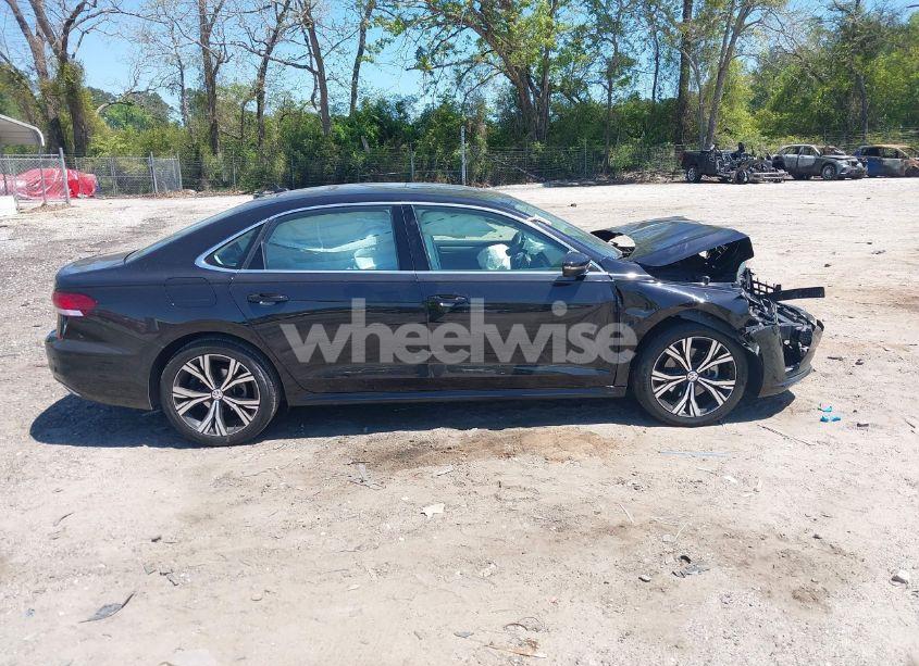 Photo 13 of 2022 Volkswagen Passat 2.0T SE (VIN 1VWSA7A38NC001715)