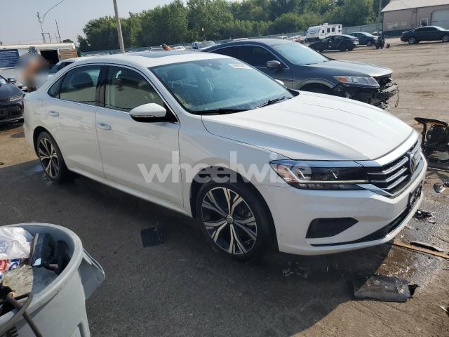 2022 VOLKSWAGEN PASSAT SE (VIN 1VWSA7A38NC003920) main photo