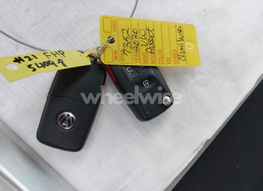 Photo 11 of 2020 Volkswagen Passat 2.0T SE (VIN 1VWSA7A39LC010727)