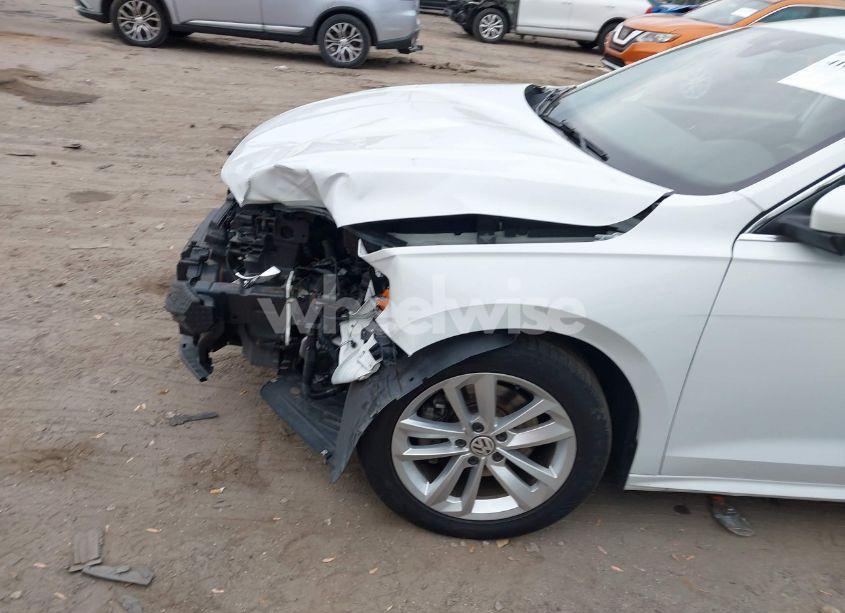 Photo 6 of 2020 Volkswagen Passat 2.0T SE (VIN 1VWSA7A39LC010727)