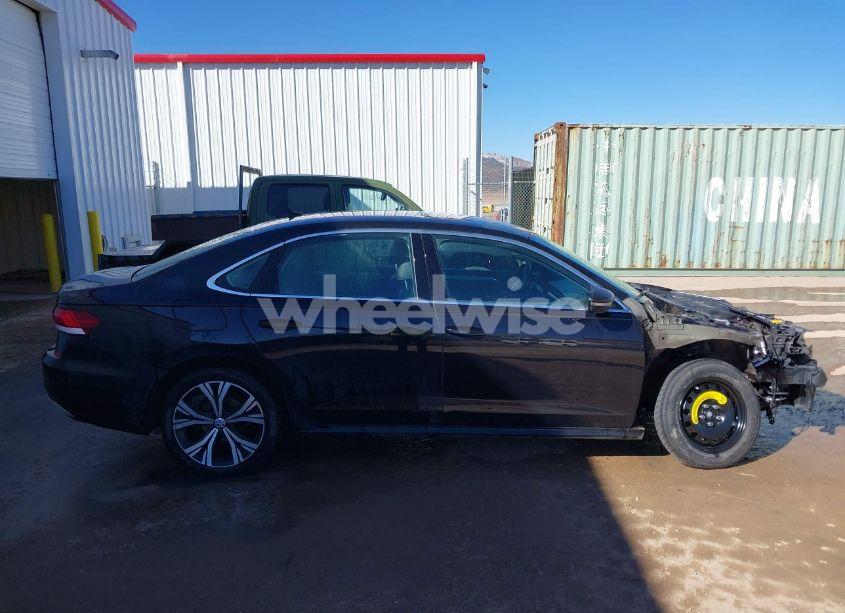 Photo 14 of 2021 Volkswagen Passat 2.0T SE (VIN 1VWSA7A39MC001172)