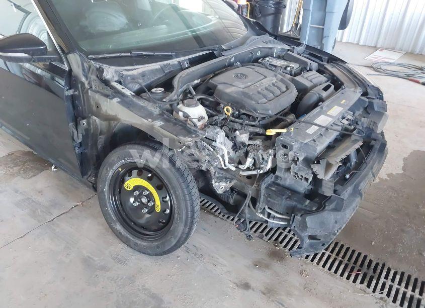 Photo 6 of 2021 Volkswagen Passat 2.0T SE (VIN 1VWSA7A39MC001172)