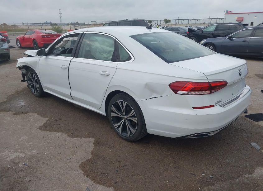 Photo 3 of 2021 Volkswagen Passat 2.0T SE (VIN 1VWSA7A39MC002449)