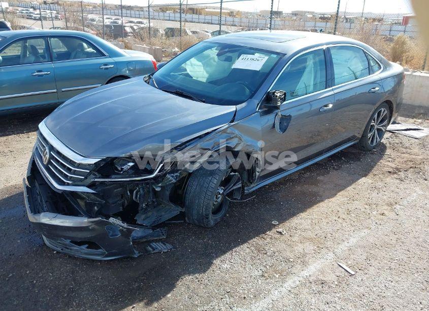 Photo 2 of 2021 Volkswagen Passat 2.0T SE (VIN 1VWSA7A39MC009031)