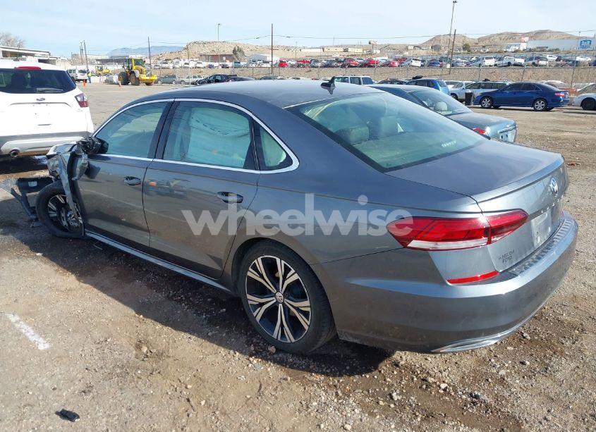 Photo 3 of 2021 Volkswagen Passat 2.0T SE (VIN 1VWSA7A39MC009031)