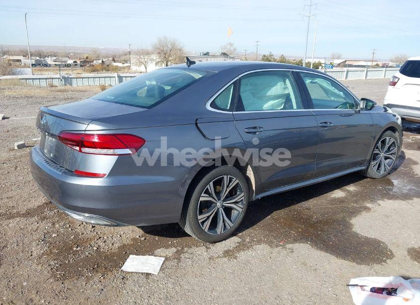 Photo 4 of 2021 Volkswagen Passat 2.0T SE (VIN 1VWSA7A39MC009031)