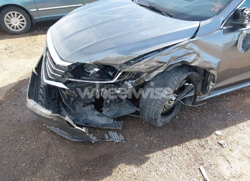 Photo 6 of 2021 Volkswagen Passat 2.0T SE (VIN 1VWSA7A39MC009031)