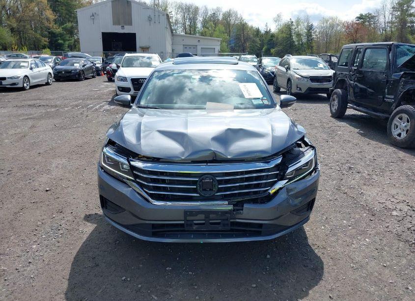 Photo 12 of 2021 Volkswagen Passat 2.0T SE (VIN 1VWSA7A39MC009238)