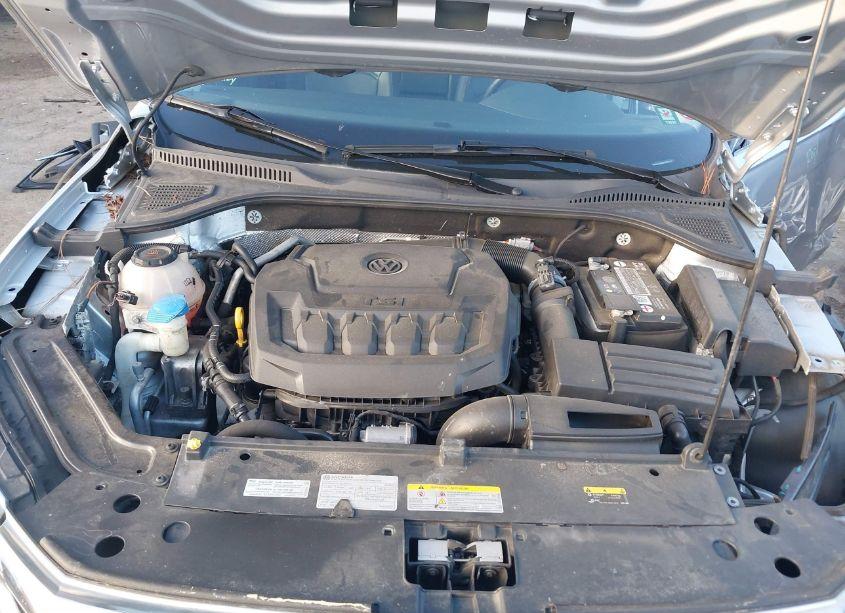 Photo 10 of 2021 Volkswagen Passat 2.0T SE (VIN 1VWSA7A39MC009739)