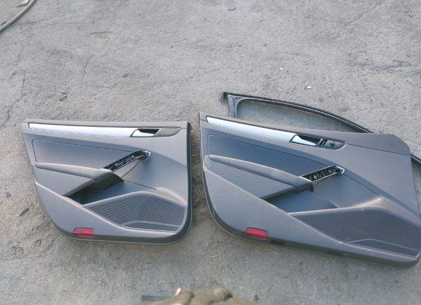 Photo 12 of 2021 Volkswagen Passat 2.0T SE (VIN 1VWSA7A39MC009739)