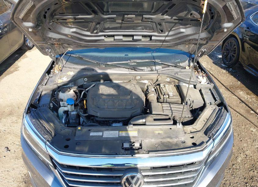 Photo 10 of 2021 Volkswagen Passat 2.0T SE (VIN 1VWSA7A39MC010681)