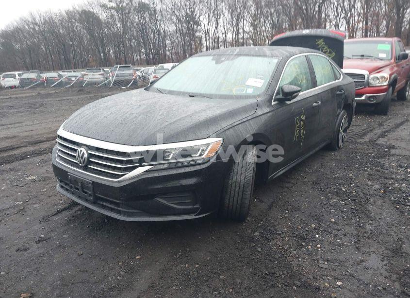 Photo 2 of 2021 Volkswagen Passat 2.0T SE (VIN 1VWSA7A39MC011751)