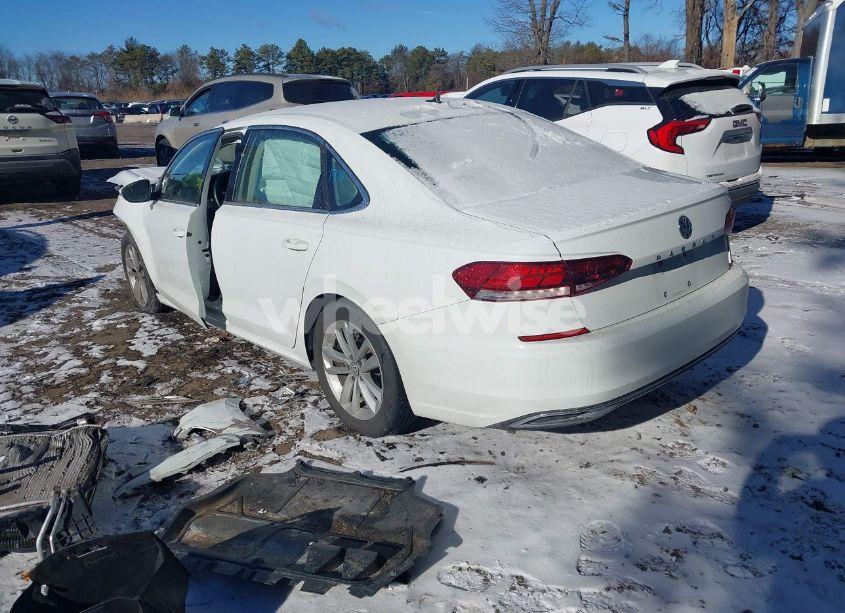 Photo 3 of 2020 Volkswagen Passat 2.0T SE (VIN 1VWSA7A3XLC010736)