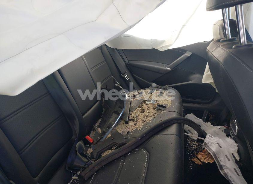 Photo 8 of 2020 Volkswagen Passat 2.0T SE (VIN 1VWSA7A3XLC010736)