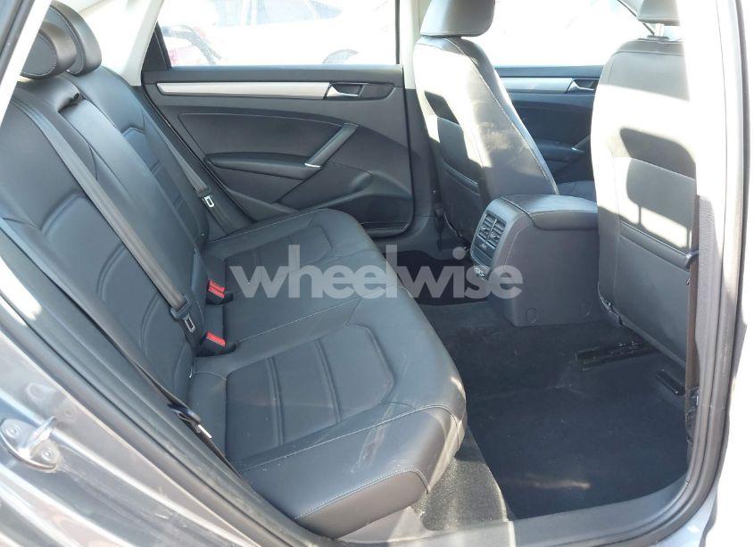 Photo 8 of 2021 Volkswagen Passat 2.0T SE (VIN 1VWSA7A3XMC008583)