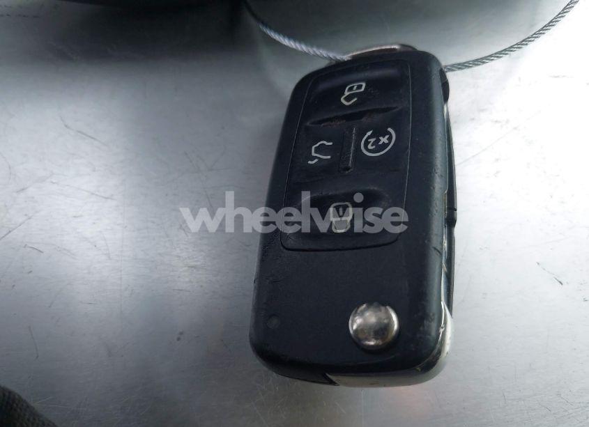 Photo 11 of 2021 Volkswagen Passat 2.0T SE (VIN 1VWSA7A3XMC011113)