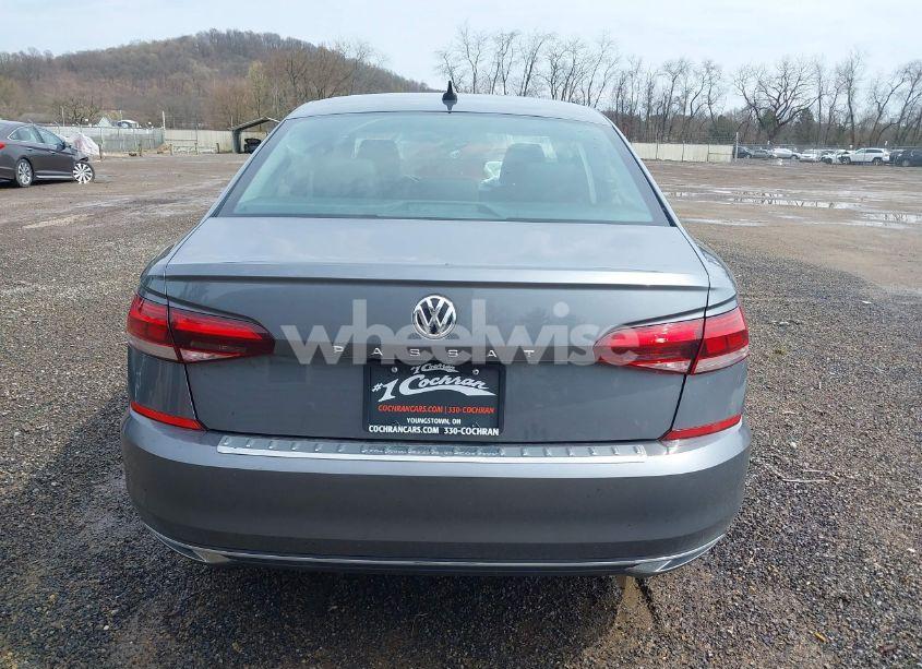 Photo 16 of 2021 Volkswagen Passat 2.0T SE (VIN 1VWSA7A3XMC011113)