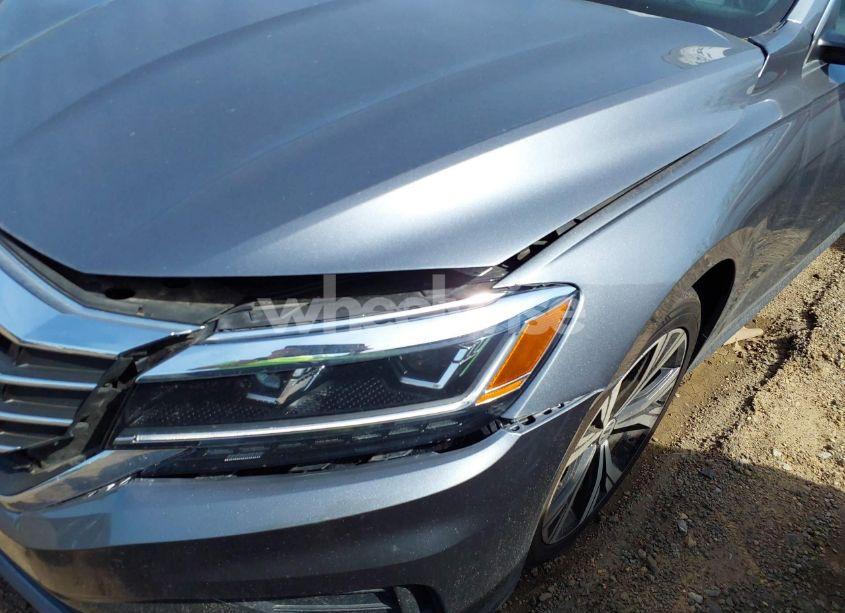 Photo 17 of 2021 Volkswagen Passat 2.0T SE (VIN 1VWSA7A3XMC011113)