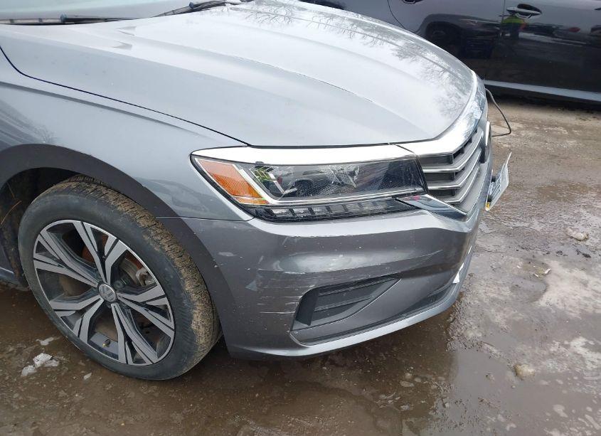 Photo 6 of 2022 Volkswagen Passat 2.0T SE (VIN 1VWSA7A3XNC004020)