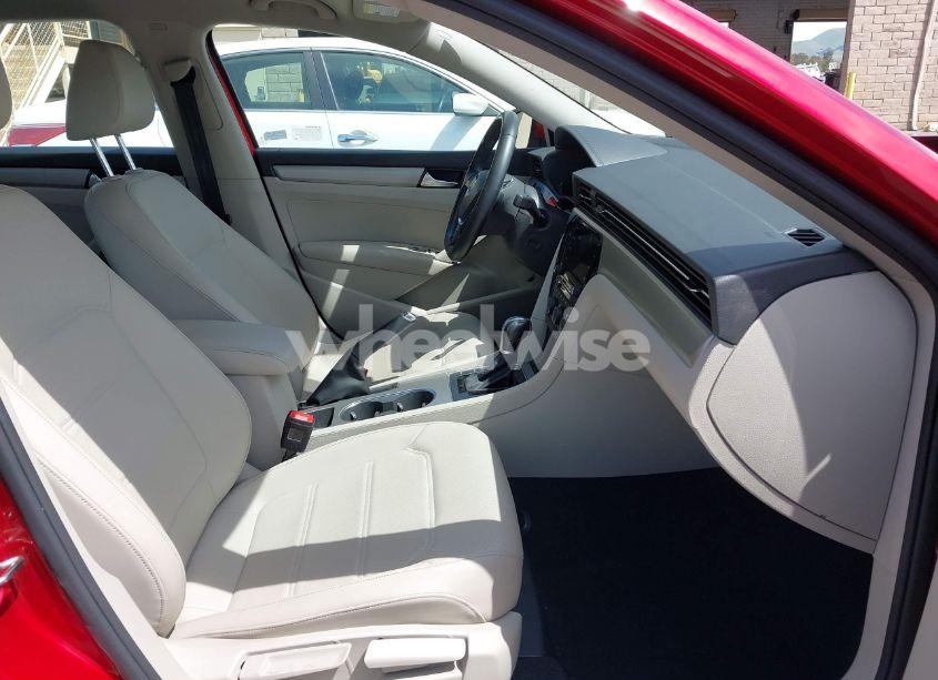 Photo 5 of 2020 Volkswagen Passat 2.0T SE (VIN 1VWWA7A38LC003088)