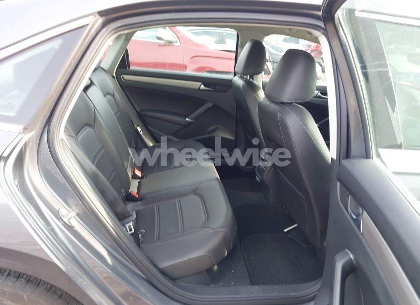 Photo 8 of 2020 Volkswagen Passat 2.0T SE (VIN 1VWWA7A38LC011353)