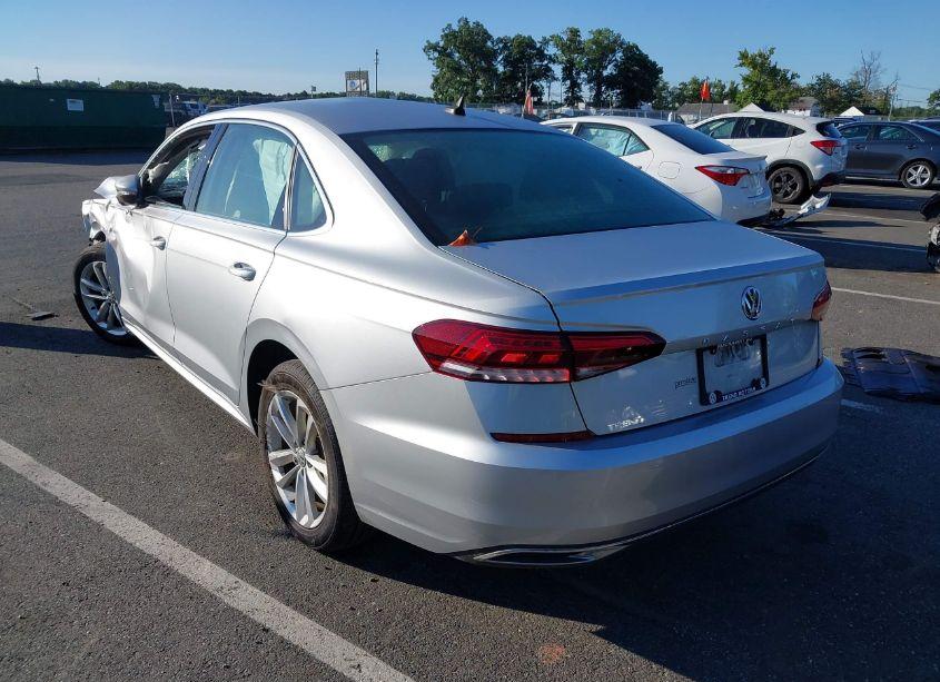 Photo 3 of 2020 Volkswagen Passat 2.0T SE (VIN 1VWWA7A38LC013684)