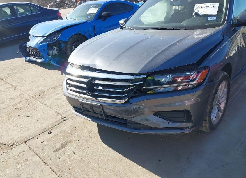 Photo 6 of 2020 Volkswagen Passat 2.0T SE (VIN 1VWWA7A3XLC012391)