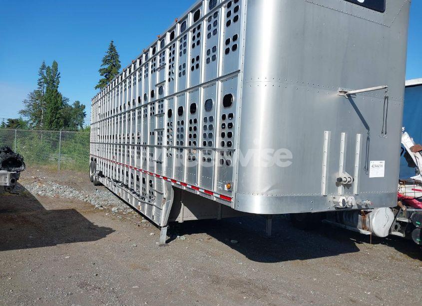 2019 Wilson Trailer CO LIVESTOCK TRAILER (VIN 1W16482A2K5557376) main photo