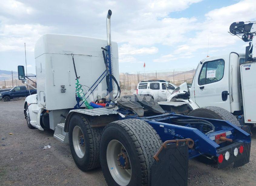 Photo 3 of 2014 Kenworth Construction T660 (VIN 1XKAD48X4EJ414194)