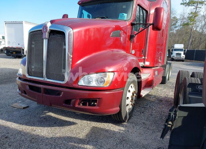 Photo 2 of 2013 Kenworth T660 T660 (VIN 1XKAD49X1DJ340794)