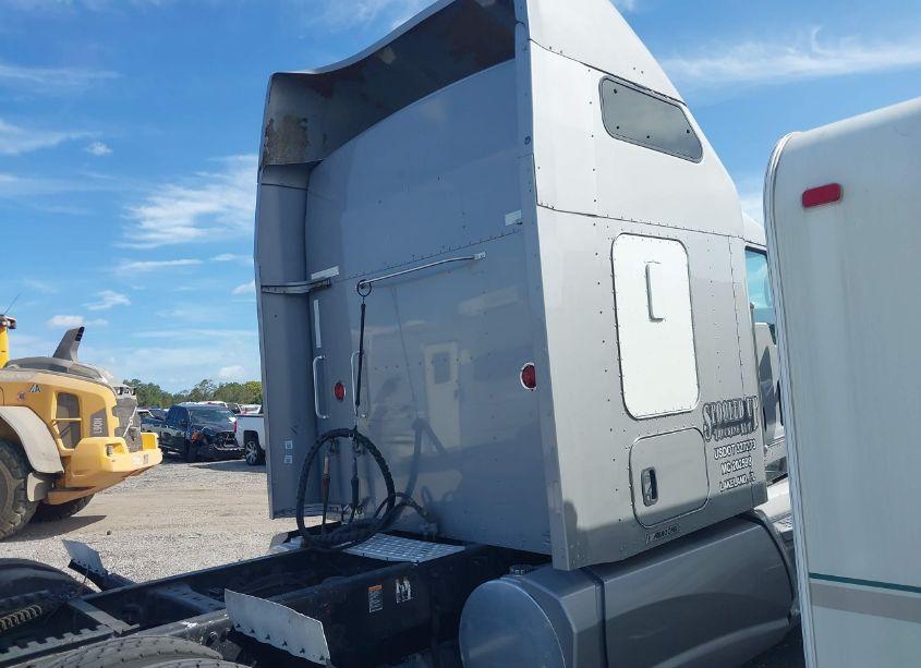 Photo 13 of 2015 Kenworth Construction T660 (VIN 1XKAD49X4FJ446014)