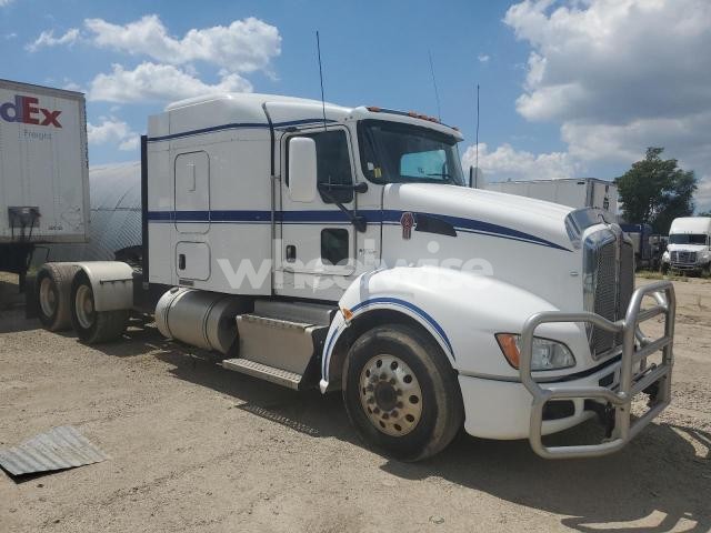 Photo 7 of 2015 KENWORTH T660 SEMI TRUCK (VIN 1XKAD49X6FJ425407)