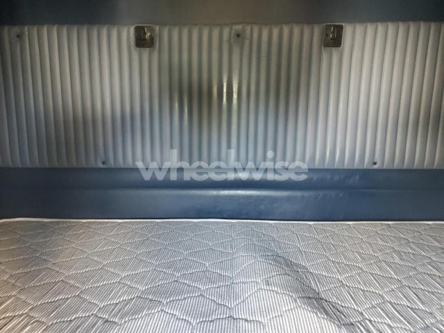 Photo 3 of 2015 KENWORTH T660 SEMI TRUCK (VIN 1XKAD49X6FJ455460)