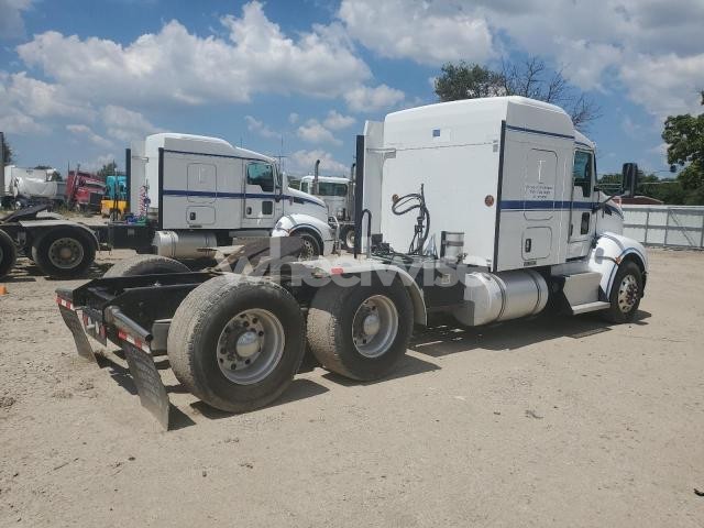 Photo 9 of 2015 KENWORTH T660 SEMI TRUCK (VIN 1XKAD49X9FJ425403)