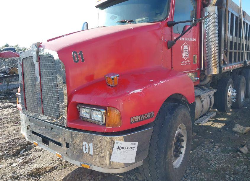 Photo 13 of 1993 Kenworth T600 T600 (VIN 1XKADR9X1PJ587864)