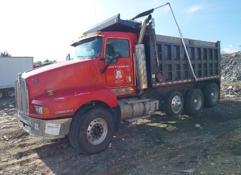Photo 2 of 1993 Kenworth T600 T600 (VIN 1XKADR9X1PJ587864)