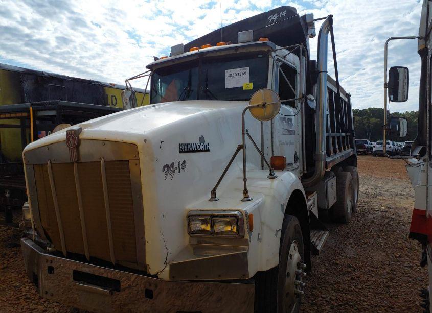 Photo 2 of 1988 Kenworth Construction T800 (VIN 1XKDD29X5JJ512354)