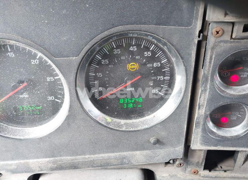 Photo 6 of 2007 Kenworth Construction T800 (VIN 1XKDD49X87J183749)